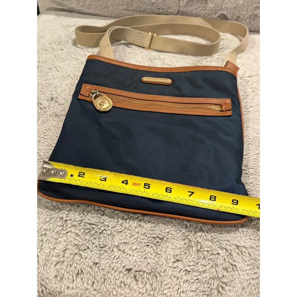 Michael Kors Navy Blue‎ Nylon Crossbody Bag Tan Leather Trim Gold Tone Hardware